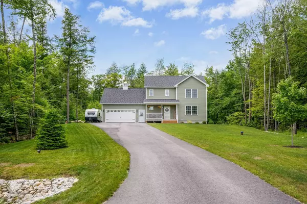 11 Ward RD, Sebago, ME 04029