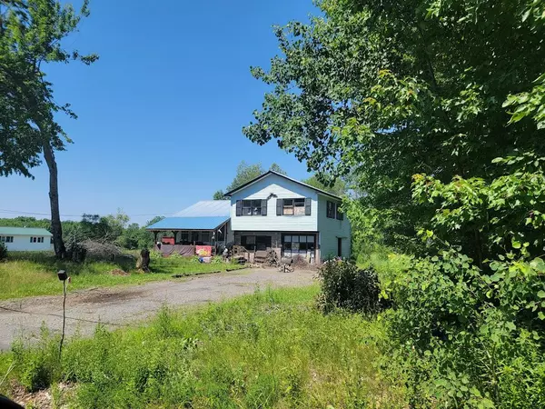 1582 Main RD, Enfield, ME 04493