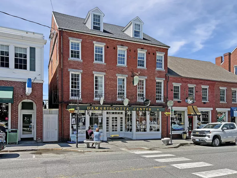157 Main ST, Damariscotta, ME 04543