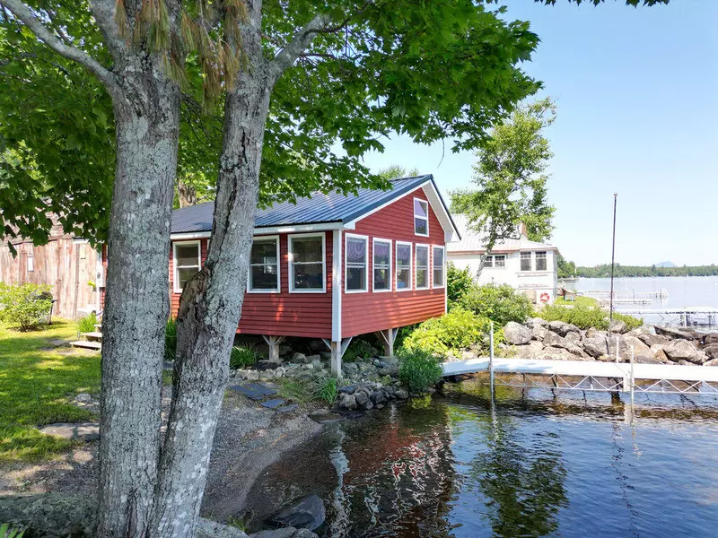 290 Shore RD S, Dover-foxcroft, ME 04426