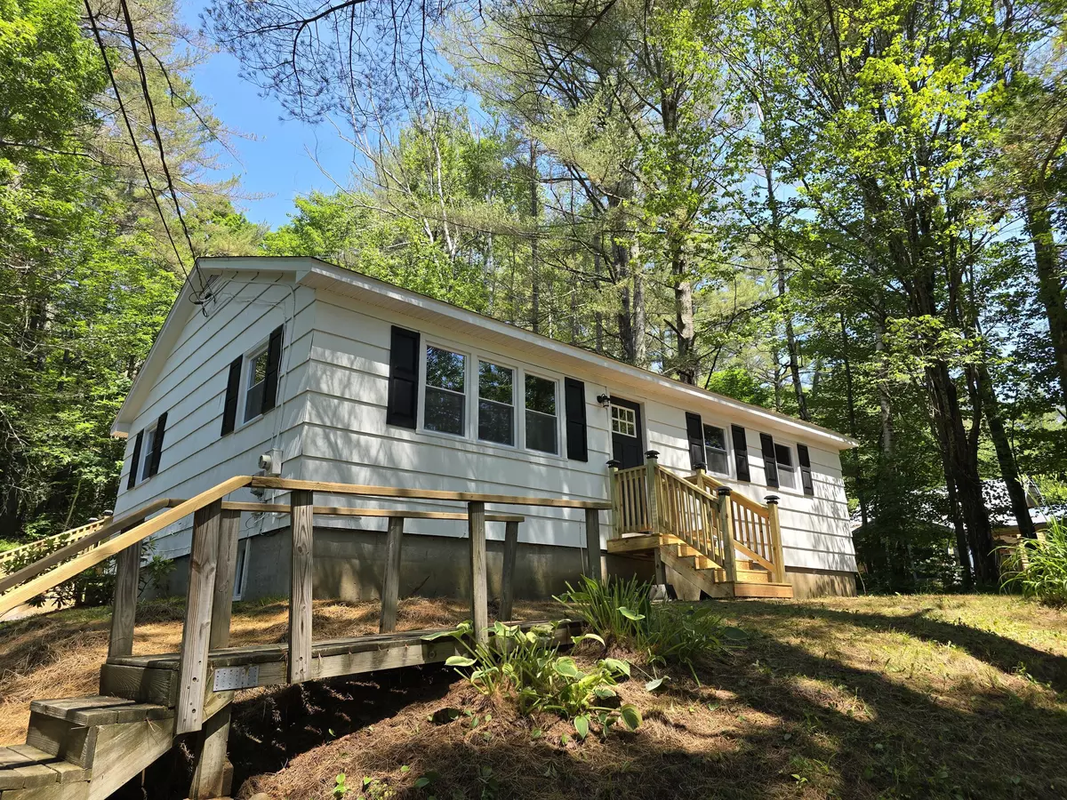 Oakland, ME 04963,207 Belgrade RD