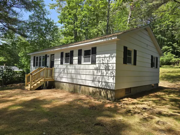 Oakland, ME 04963,207 Belgrade RD