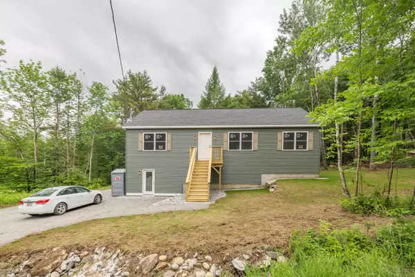 90 Morse RD, Norway, ME 04268