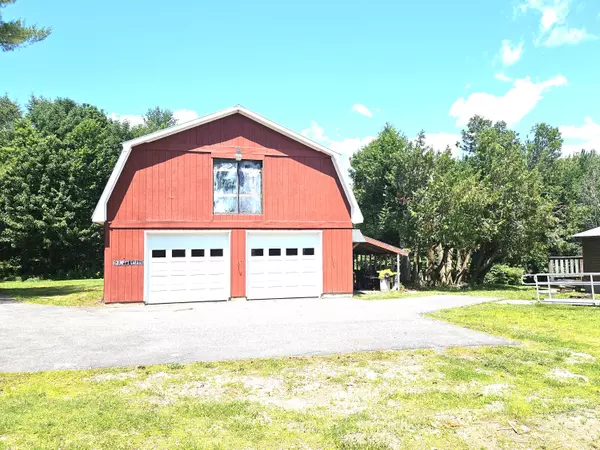 Leeds, ME 04263,260 North RD