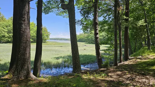 Freeport, ME 04032,7 Port DR