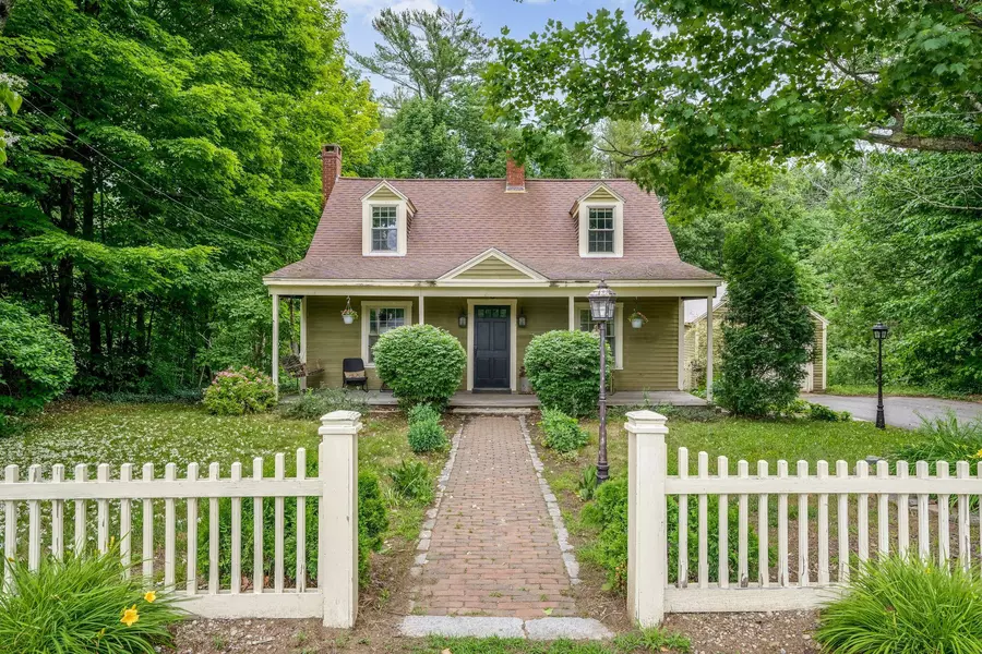 72 Saco RD, Alfred, ME 04002