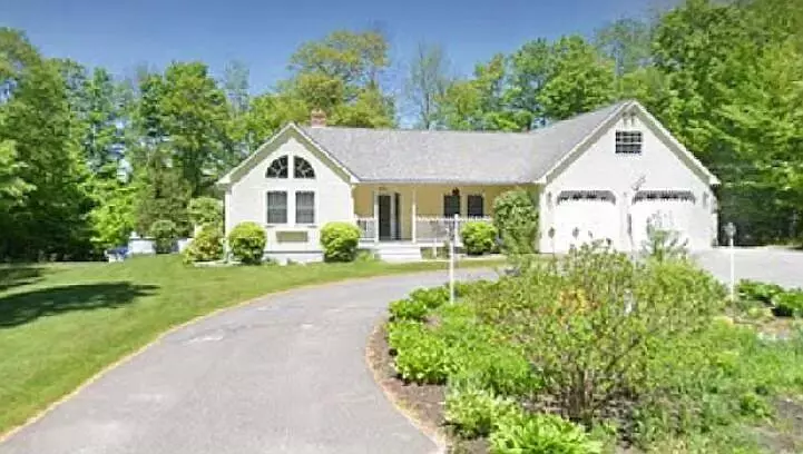 Sidney, ME 04330,57 Ferguson DR