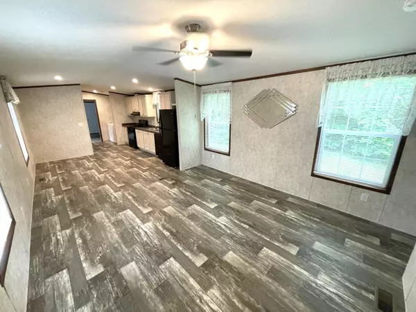 Waterville, ME 04901,15 Punky LN