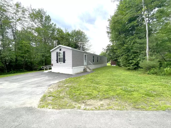 Waterville, ME 04901,15 Punky LN