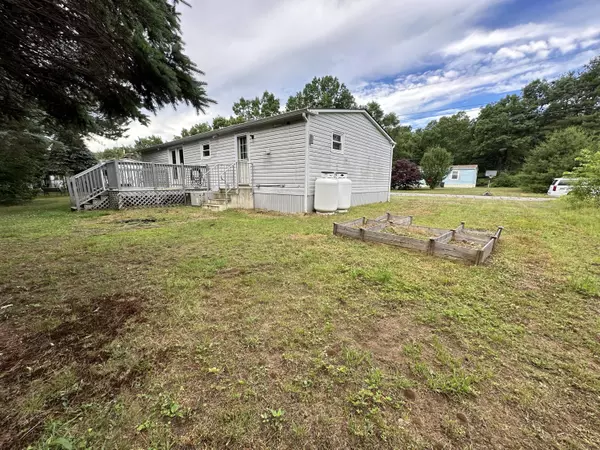 Wells, ME 04090,69 Valley RD