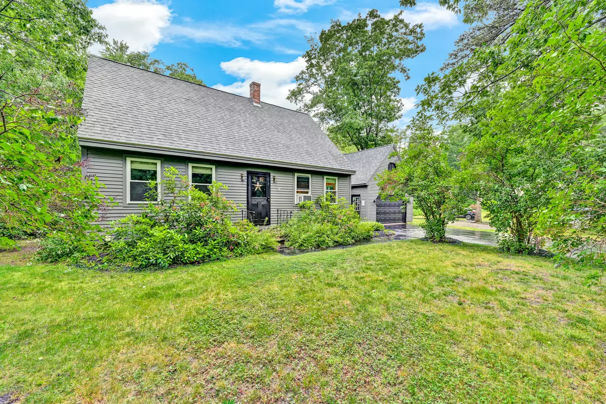 Topsham, ME 04086,25 Merganser LN