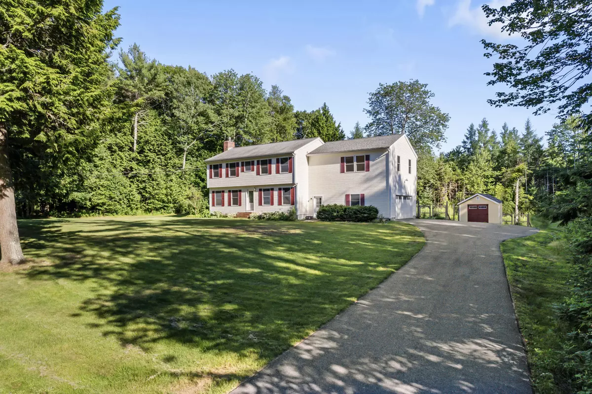 Topsham, ME 04086,40 Westwind DR