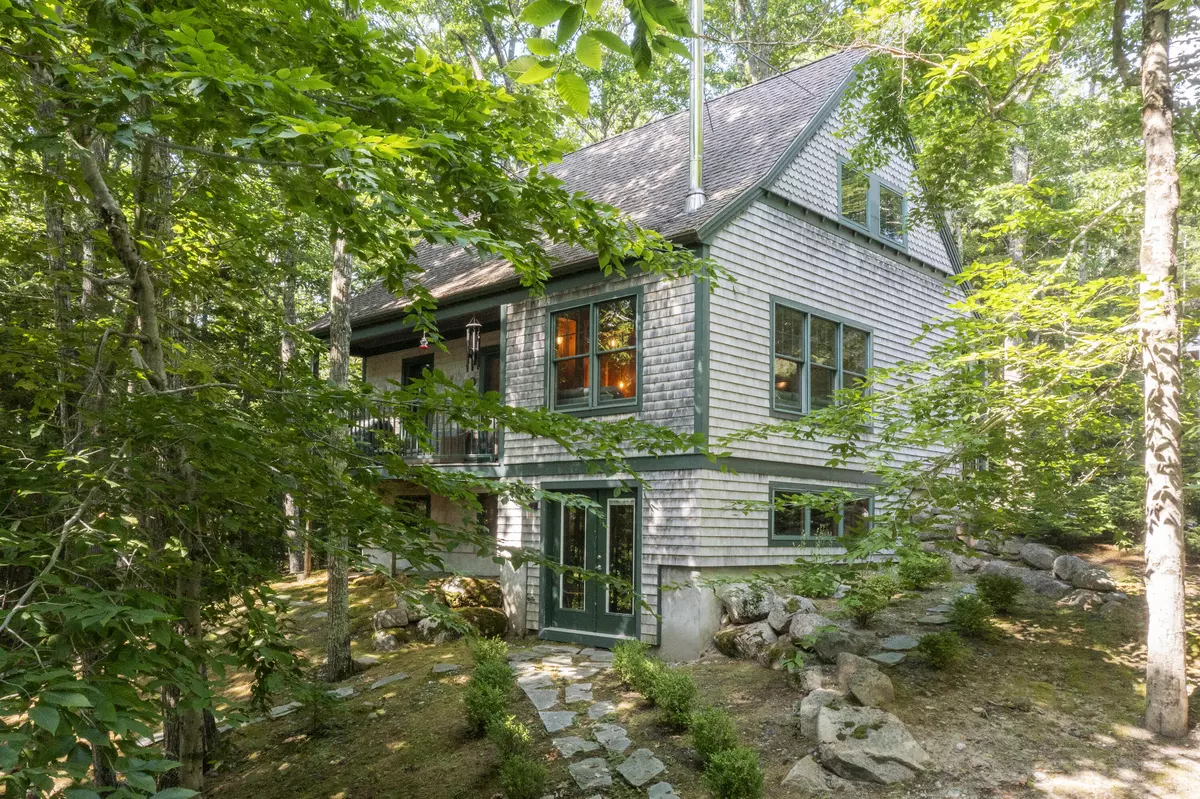 Mount Desert, ME 04660,343 Sound DR