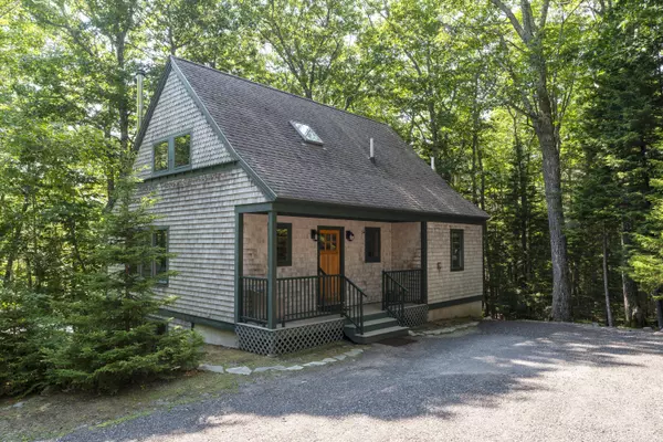 Mount Desert, ME 04660,343 Sound DR