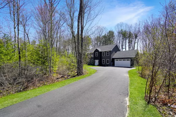 Old Orchard Beach, ME 04064,12 Country DR