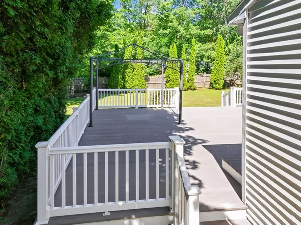 Waterville, ME 04901,28 Clearview AVE