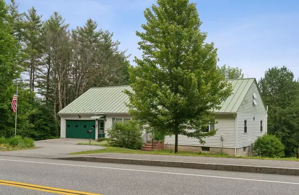 Auburn, ME 04210,627 Park AVE