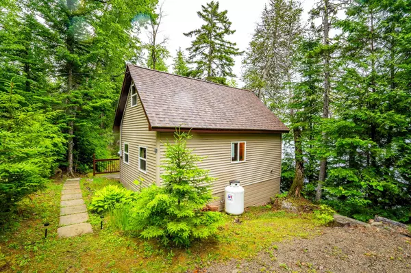 Lakeville, ME 04487,91 Hamilton RD