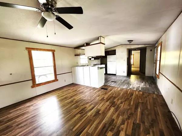 Millinocket, ME 04462,239 Kelley Mobile Home PARK