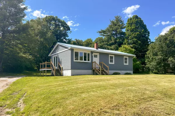175 W Hill RD, Gardiner, ME 04345