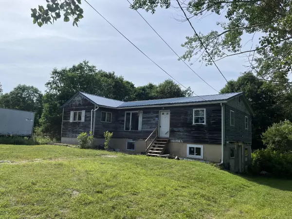 218 Bucksmills RD, Bucksport, ME 04416