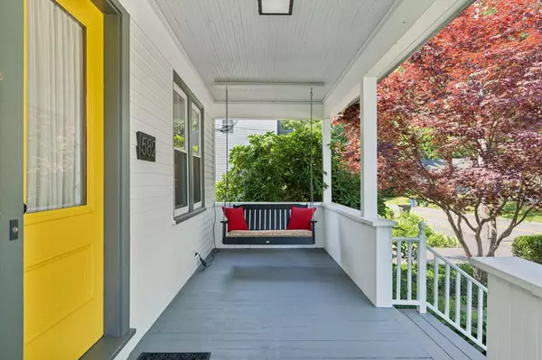 South Portland, ME 04106,582 Sawyer ST