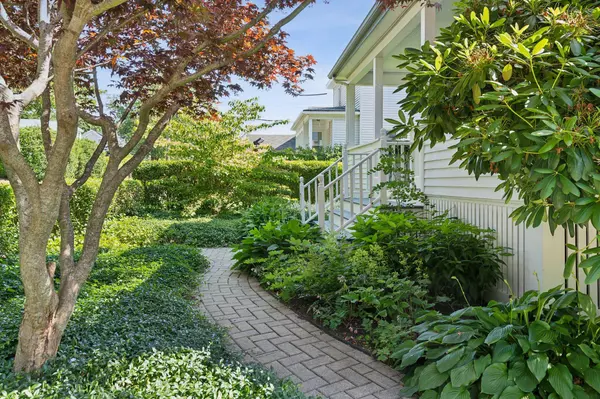 South Portland, ME 04106,582 Sawyer ST