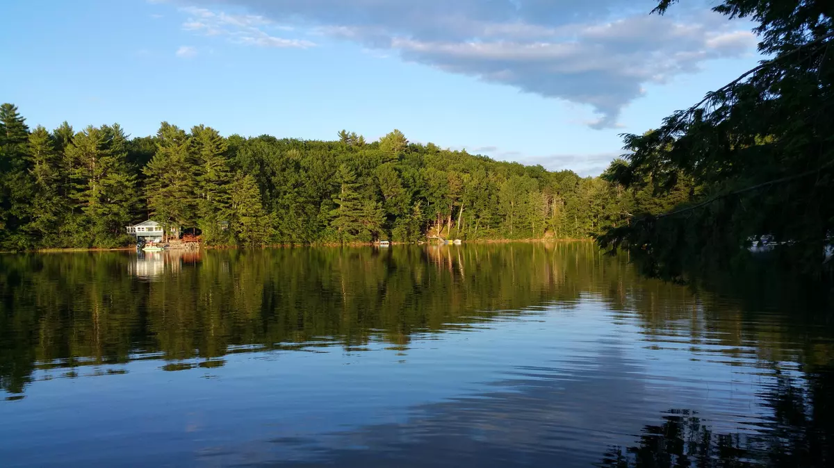 New Gloucester, ME 04260,65 Black Point RD