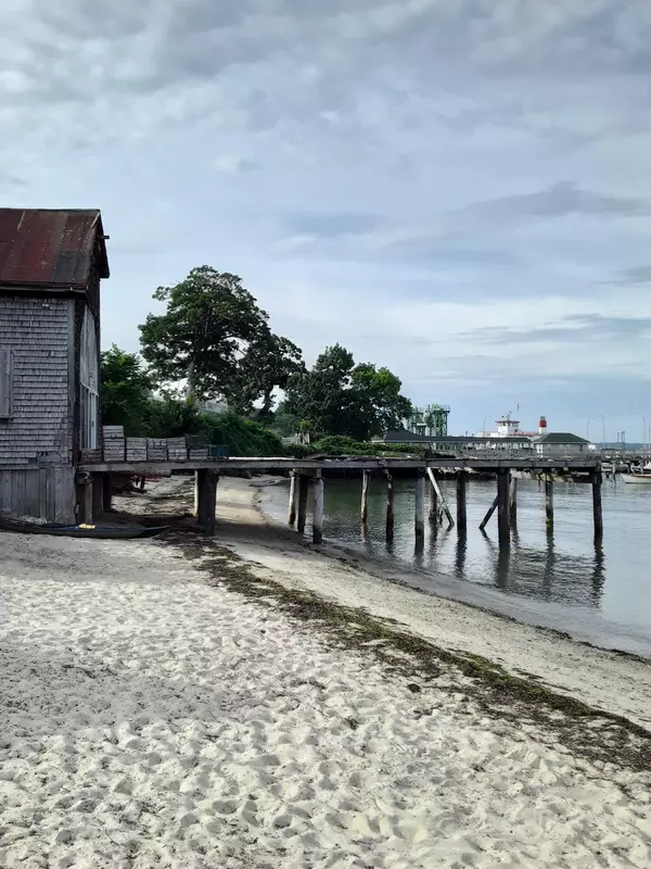 Portland, ME 04108,22 Boathouse WAY