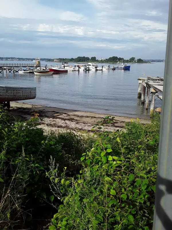 Portland, ME 04108,22 Boathouse WAY