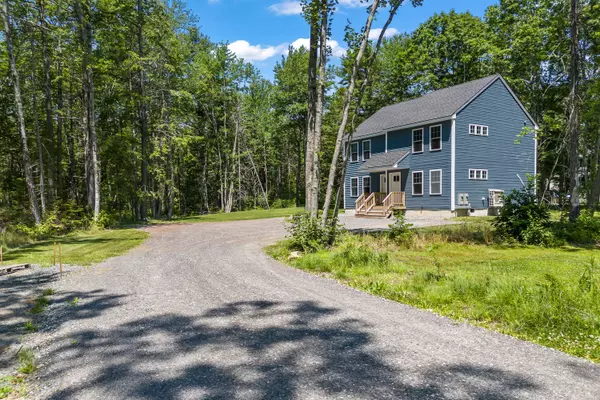 Kennebunk, ME 04043,9 Alder LN