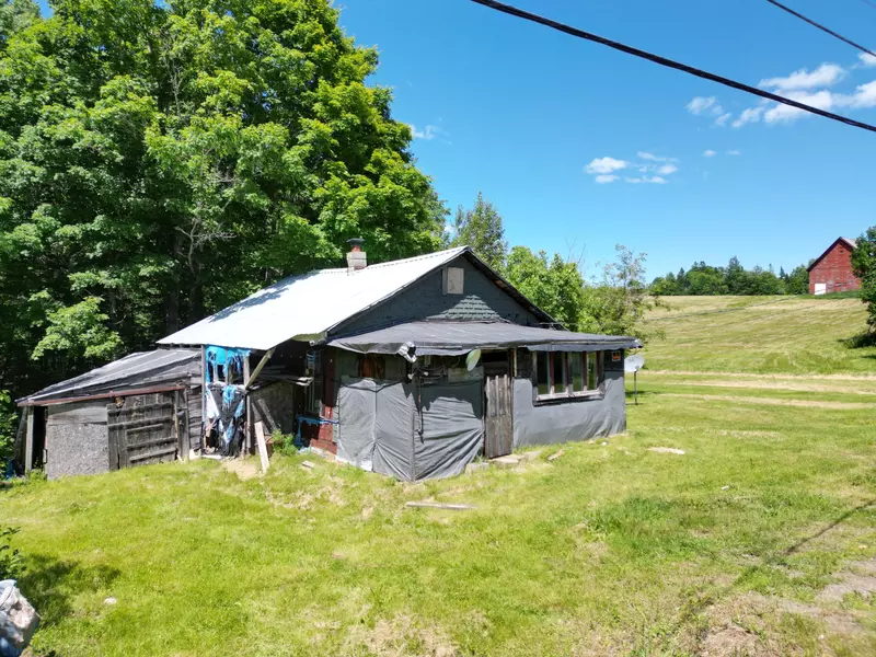 1704 Main RD, Carroll Plt, ME 04487