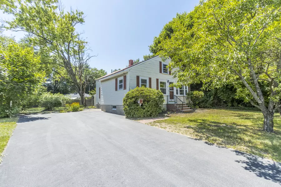 59 New Portland Rd RD, Gorham, ME 04038