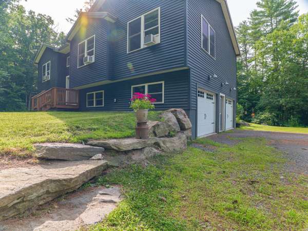 103 Natalie DR, West Gardiner, ME 04345