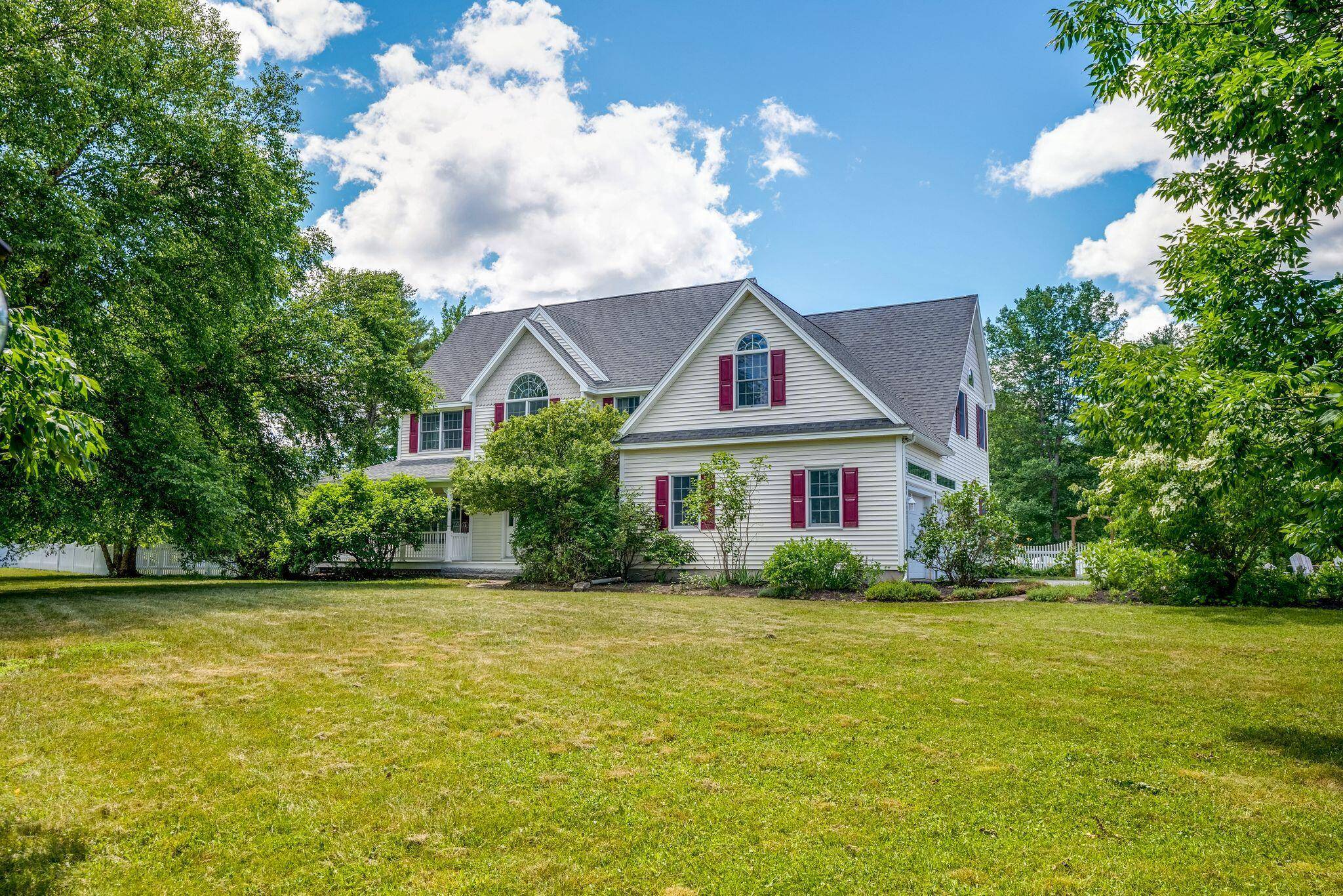North Yarmouth, ME 04097,236 Mountfort RD