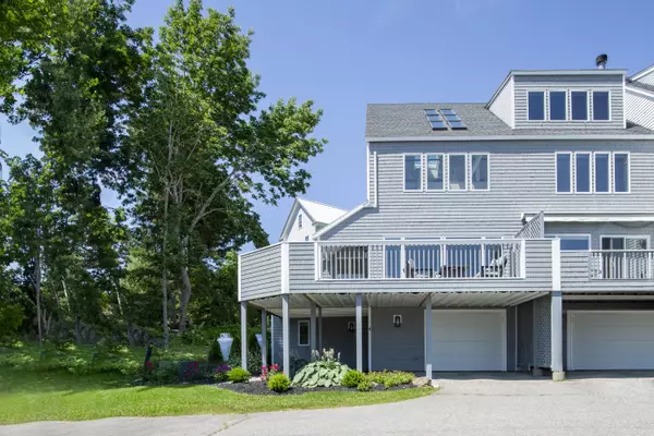 Rockport, ME 04856,4 Harbor View DR #4