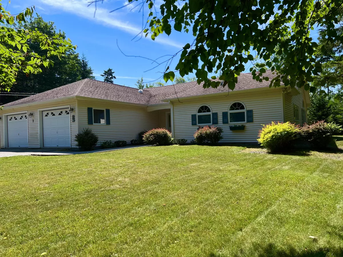 Southwest Harbor, ME 04679,7 Parkview RD