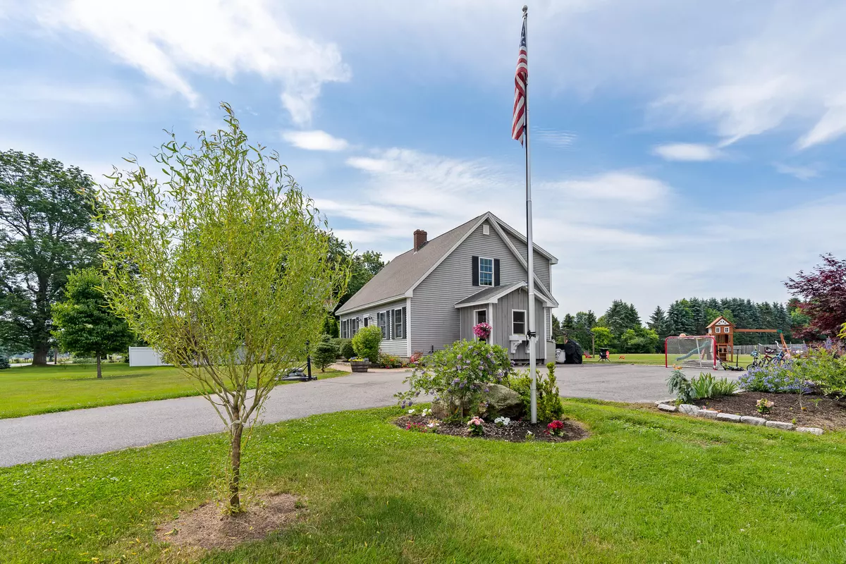 North Yarmouth, ME 04097,134 Walnut Hill RD