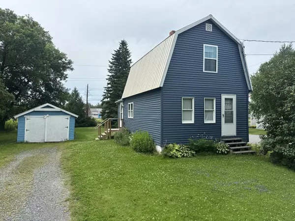 33 Braden ST, Presque Isle, ME 04769