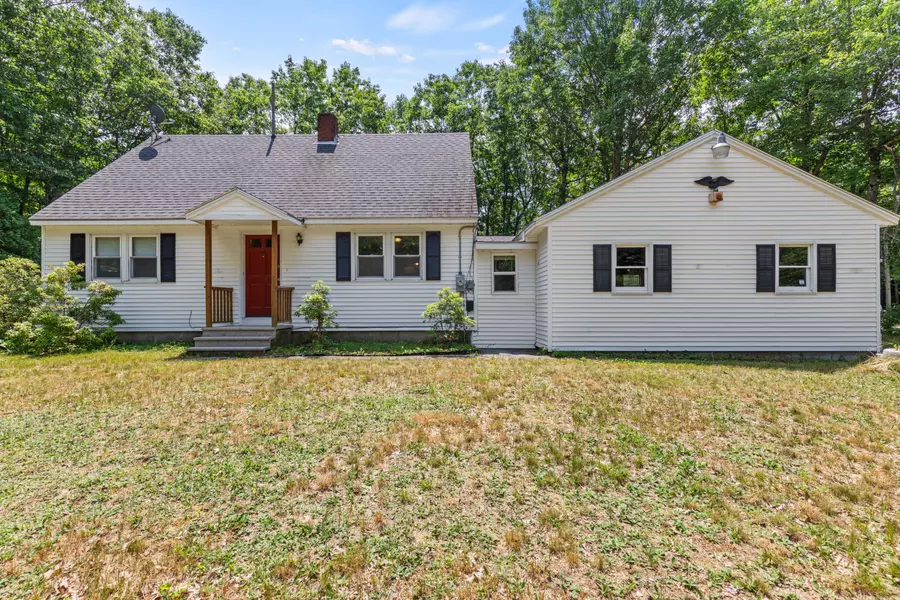 6 Bishop RD, Poland, ME 04274