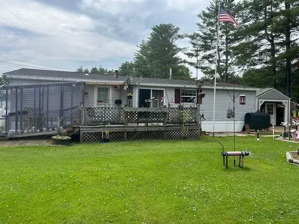 Waterville, ME 04901,37 Village Green RD