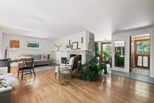 Freeport, ME 04032,137 Bow ST