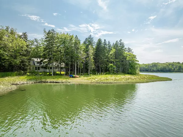 Saint George, ME 04859,152 Scraggle Point RD