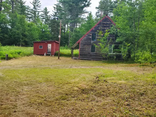 1820 Davis ST, Ebeemee Twp, ME 04414