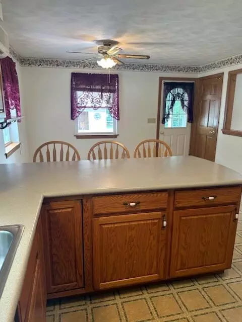 Winslow, ME 04901,16 Paul ST