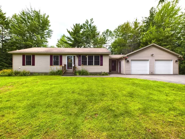 135 Ten RD, Bradley, ME 04411