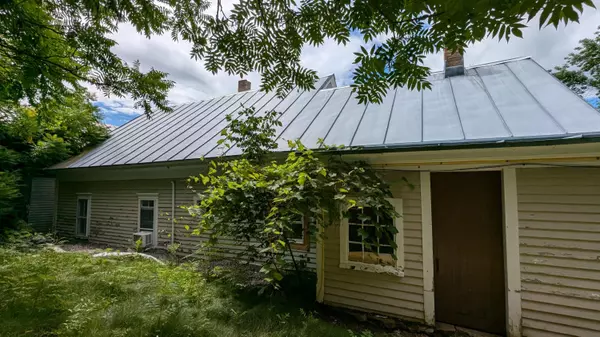 Phillips, ME 04966,5 Amble ST