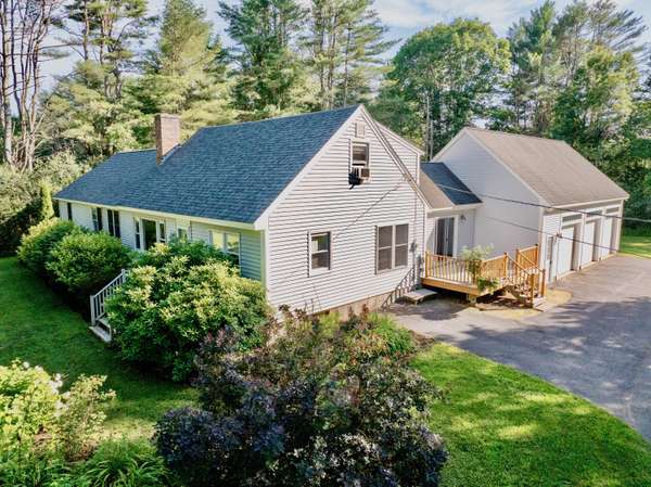 29 Webster RD, Freeport, ME 04032