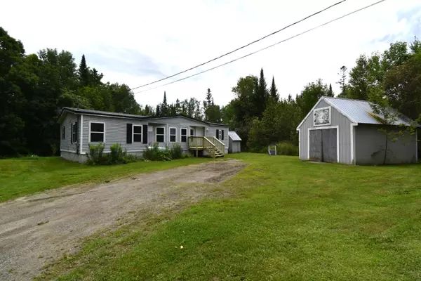 Saint Albans, ME 04971,11 Burberry LN