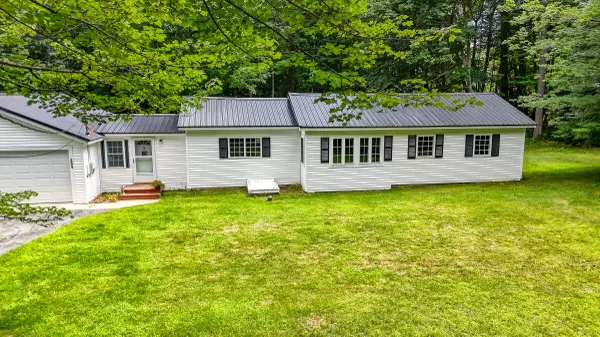 West Gardiner, ME 04345,304 Pond RD